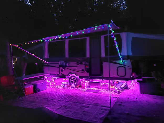 (Custom) RGB+W Strip Kit